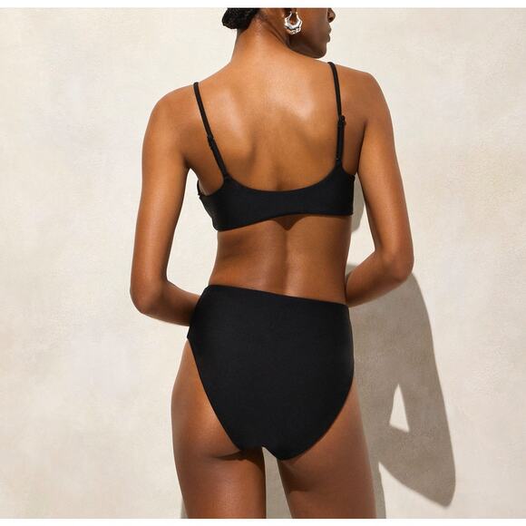 J.Crew Classic Sculpt Lana Bikini Top SZ S Black V-Neck Removable Pad Adjustable - Picture 2 of 9